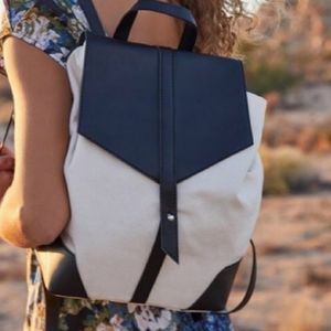 Deux lux Demi Backpack